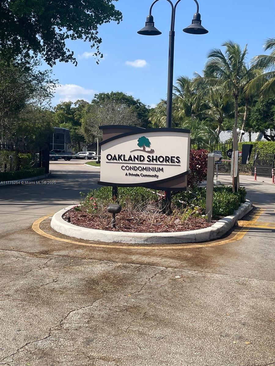 Rental Property at 3125 Oakland Shores Dr B204, Oakland Park, Miami-Dade County, Florida - Bedrooms: 1 
Bathrooms: 1  - $1,550 MO.
