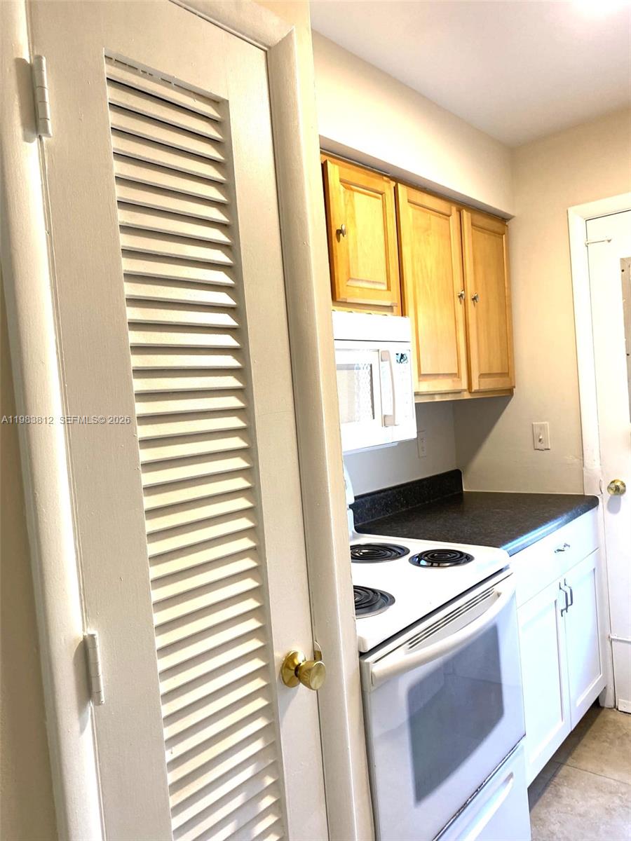 TOWN & COUNTRY APTS CONDO - Residential