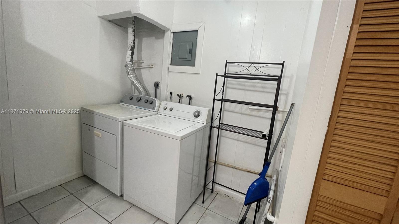 BOULEVARD HEIGHTS SEC 7 - Residential Lease