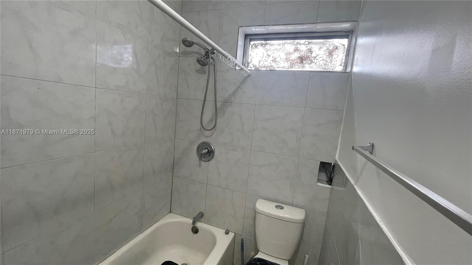 BOULEVARD HEIGHTS SEC 7 - Residential Lease