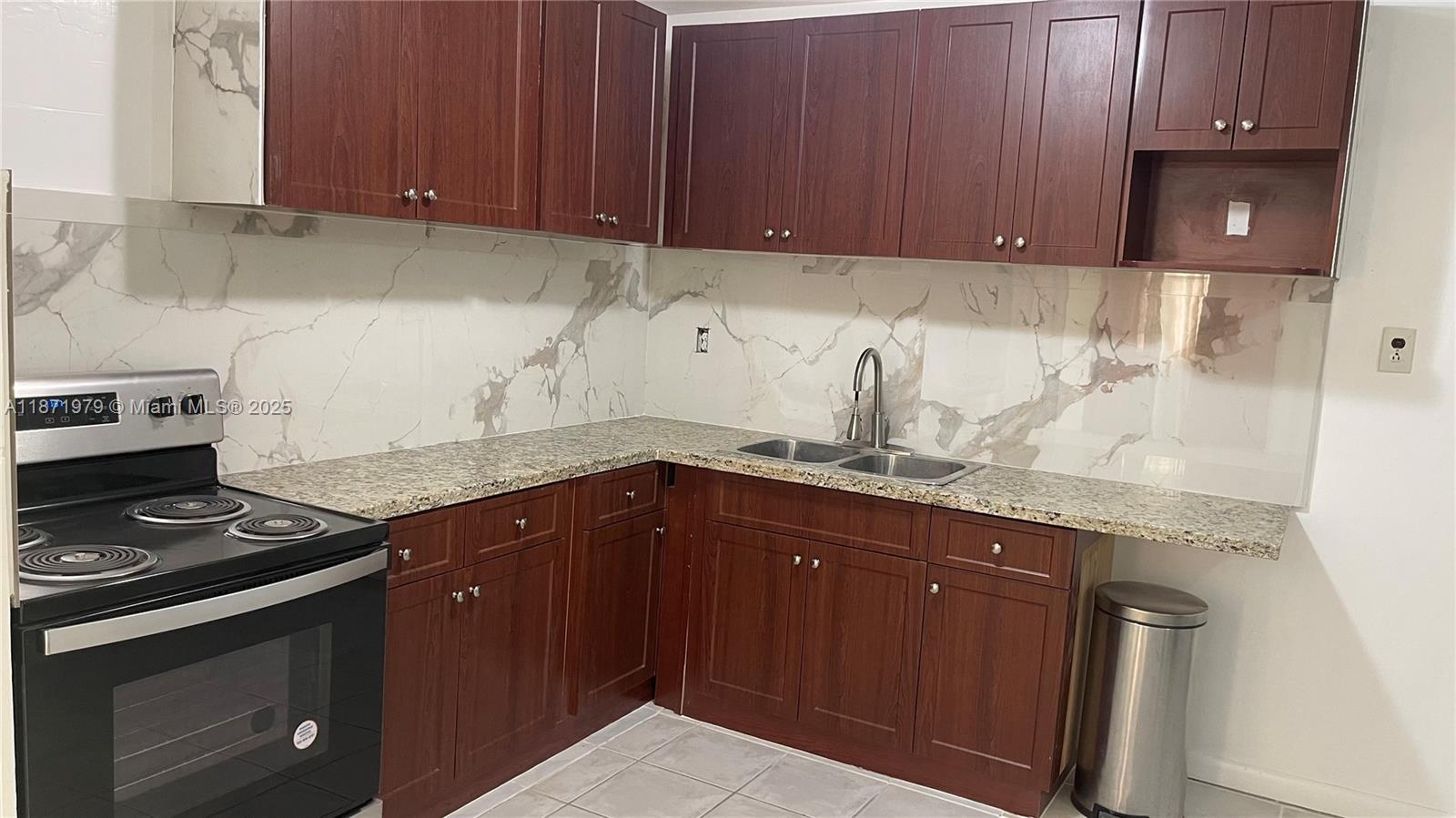 BOULEVARD HEIGHTS SEC 7 - Residential Lease