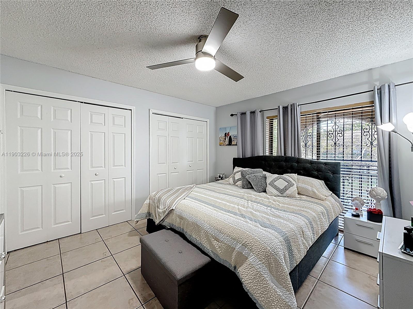 ESPANA VILLAS CONDO - Residential