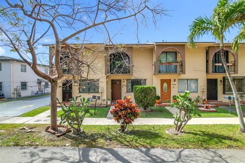 Photo of 1782 W 42nd St #1782, Hialeah, FL 33012 (MLS # A11903226) Photo of 1782 W 42nd St #1782, Hialeah, FL 33012 (MLS # A11903226)