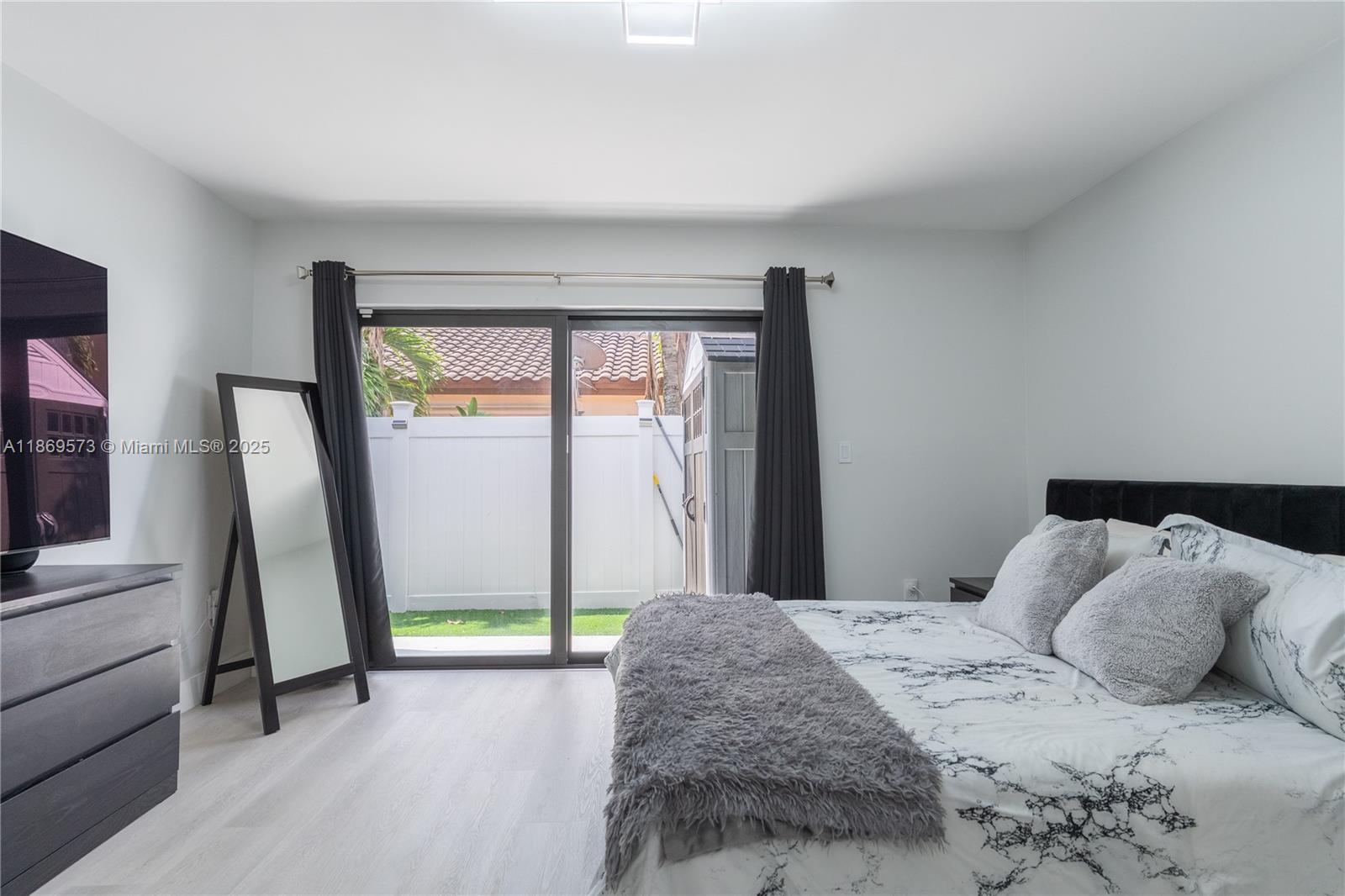 SHOMA HOMES AT TAMIAMI II - Residential