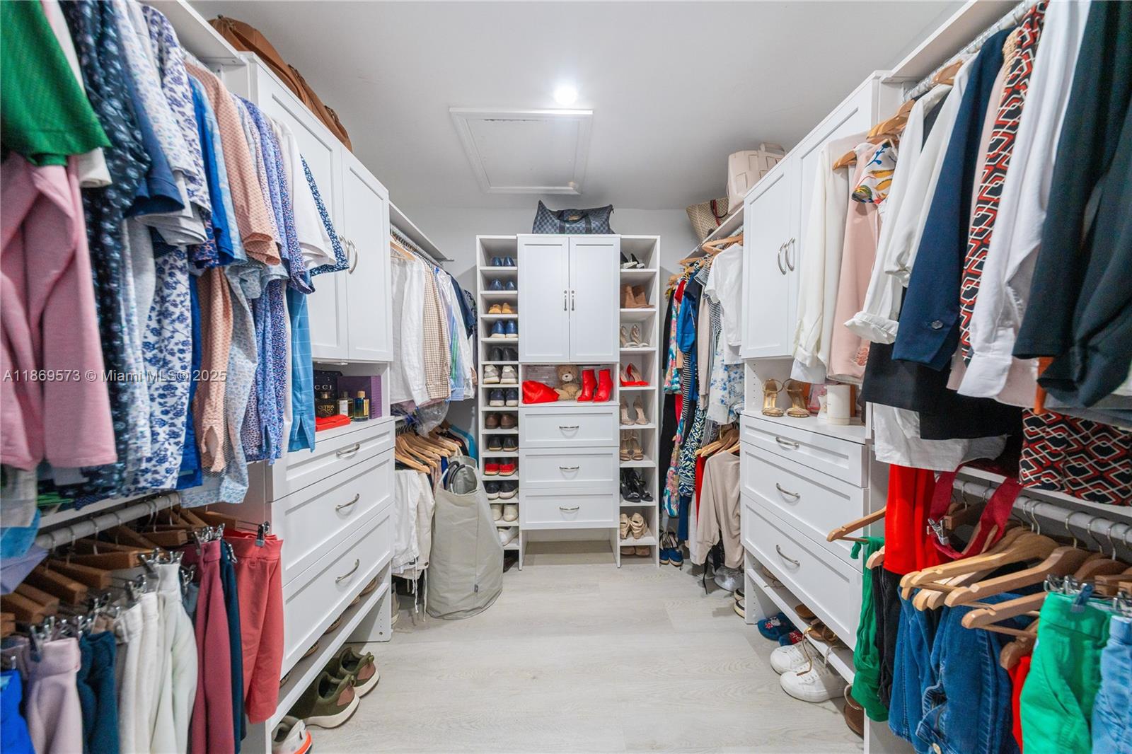 SHOMA HOMES AT TAMIAMI II - Residential