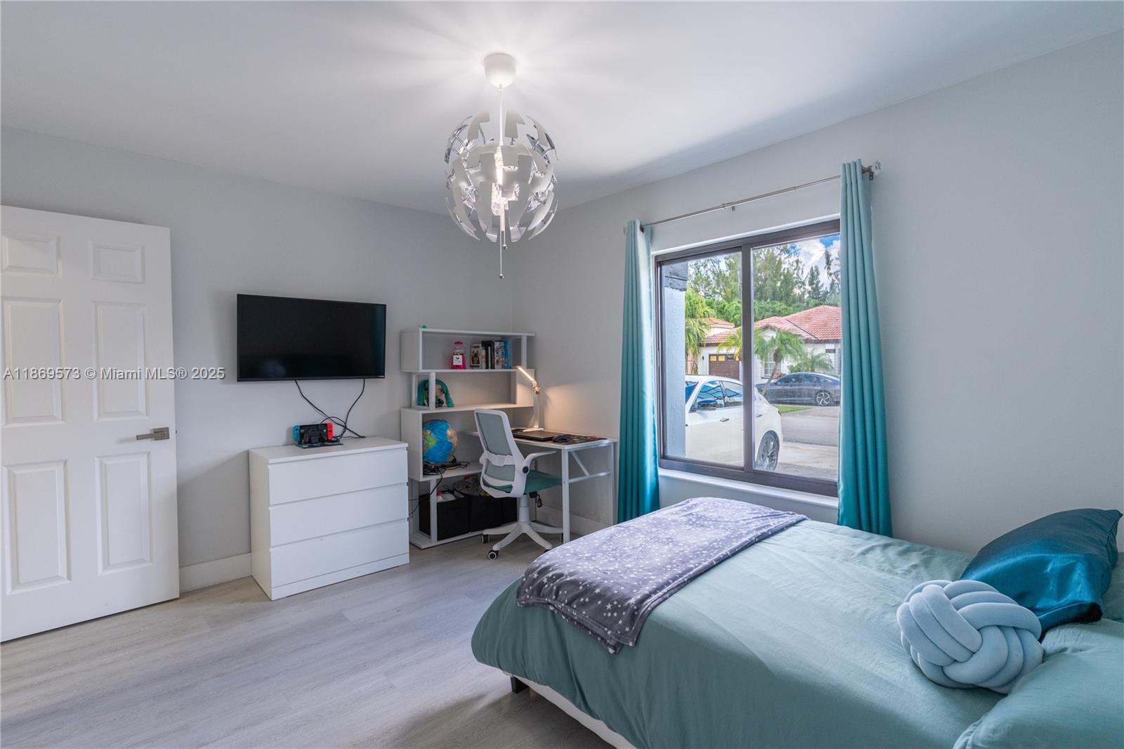 SHOMA HOMES AT TAMIAMI II - Residential