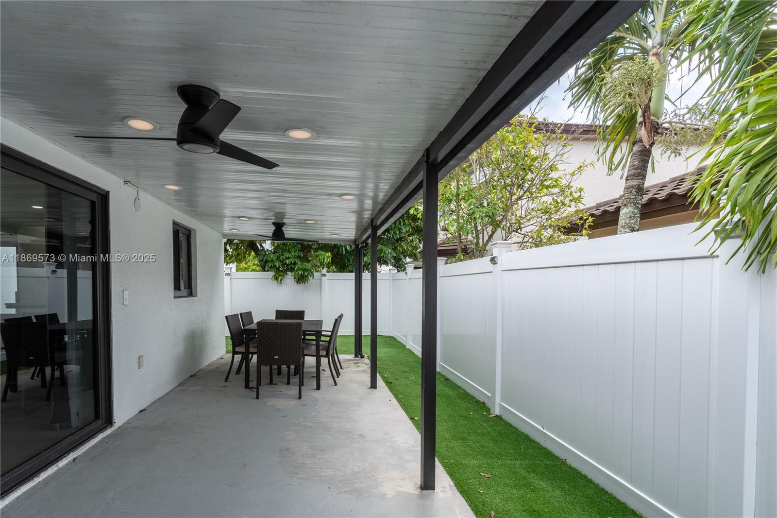 SHOMA HOMES AT TAMIAMI II - Residential