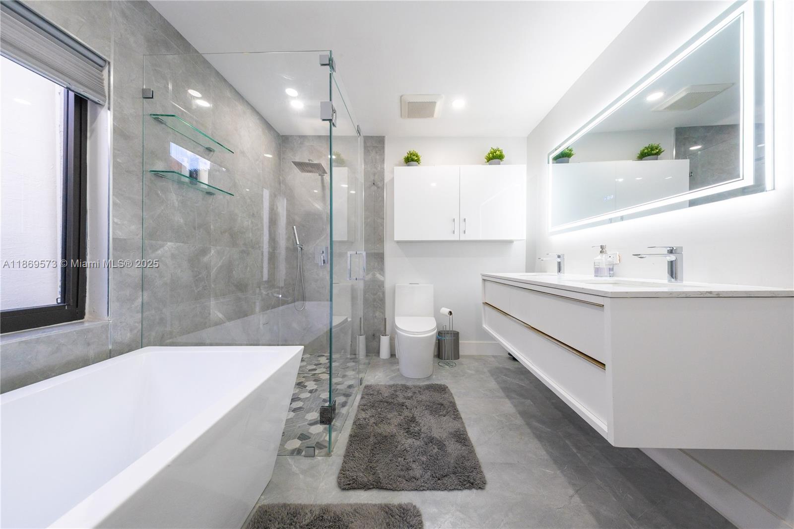 SHOMA HOMES AT TAMIAMI II - Residential