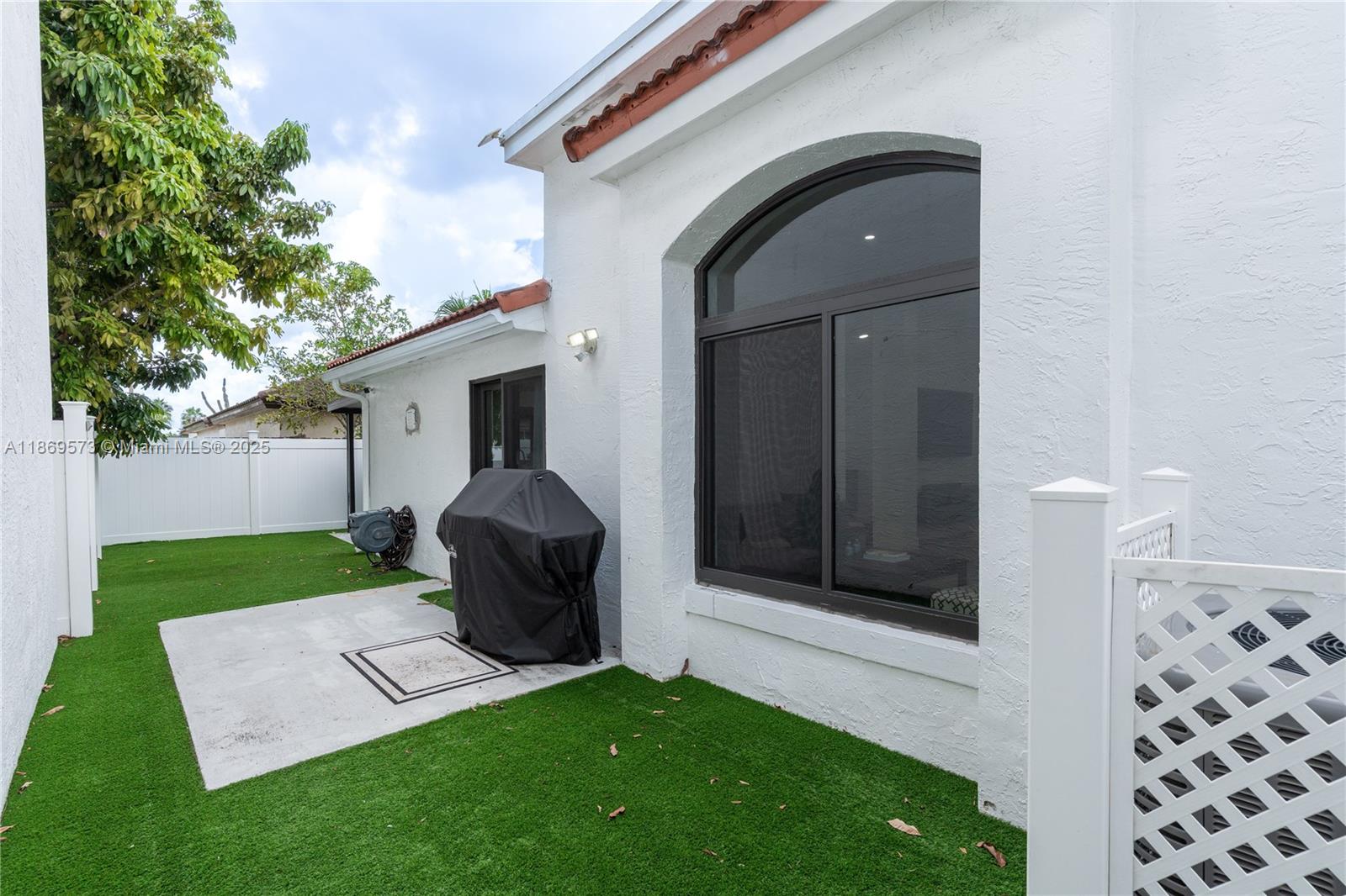 SHOMA HOMES AT TAMIAMI II - Residential