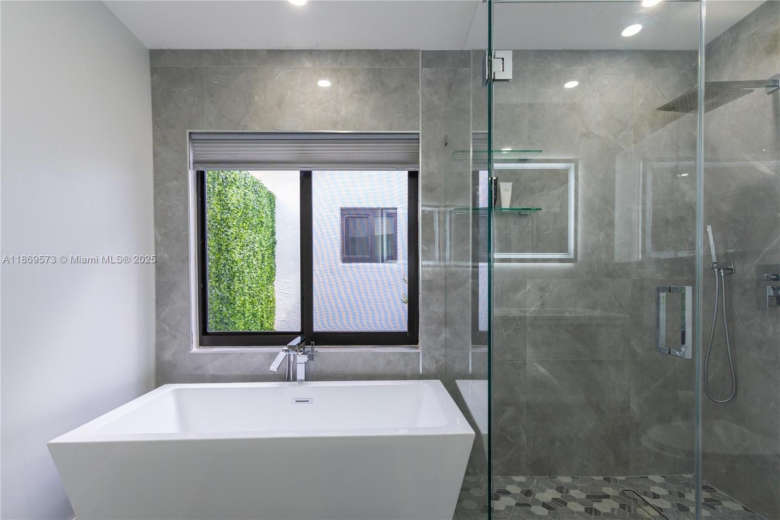 SHOMA HOMES AT TAMIAMI II - Residential