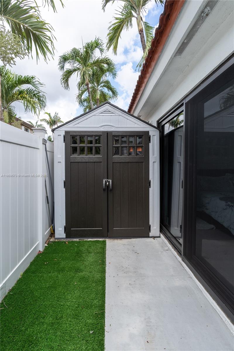 SHOMA HOMES AT TAMIAMI II - Residential