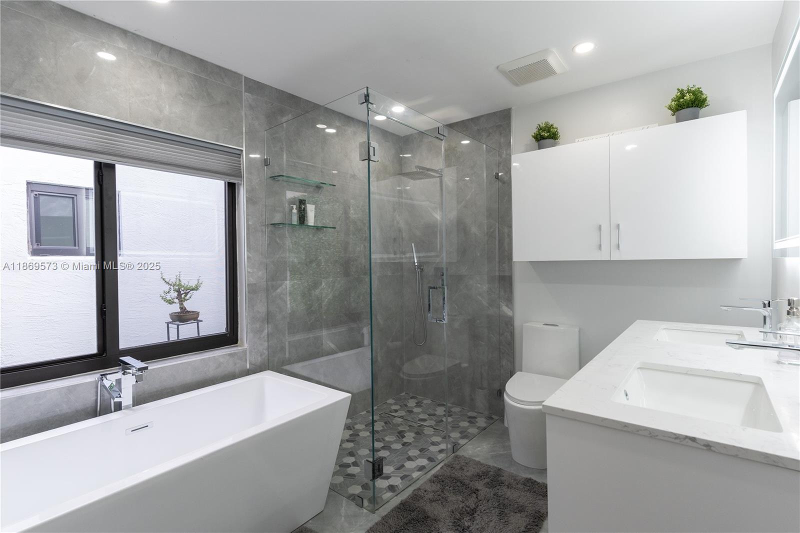 SHOMA HOMES AT TAMIAMI II - Residential