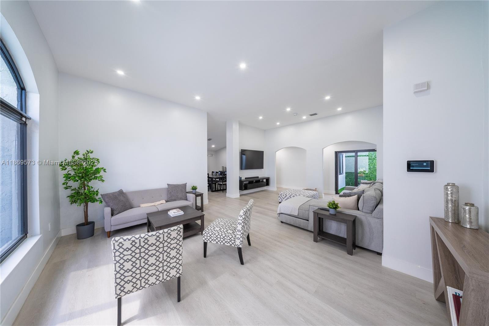 SHOMA HOMES AT TAMIAMI II - Residential