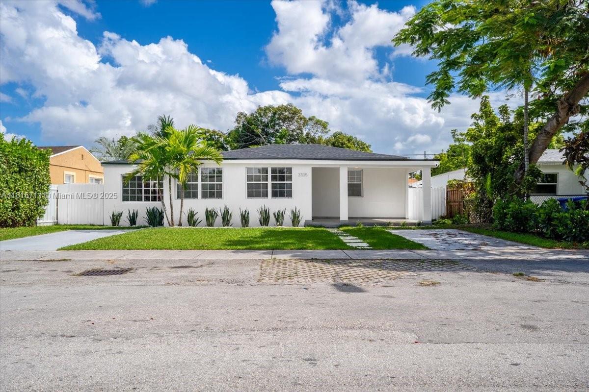 3335 NW 19th St