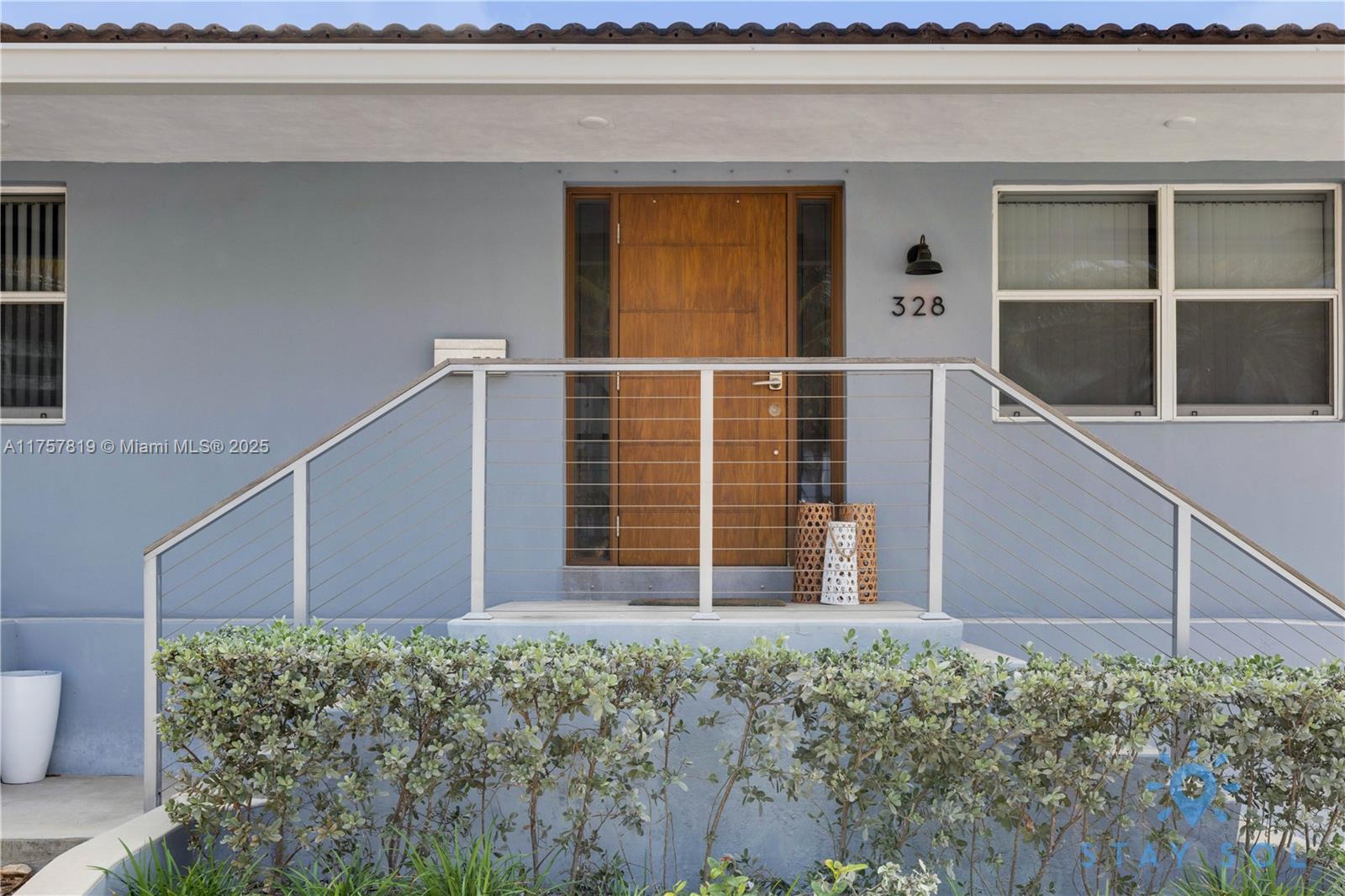 HOLLYWOOD BEACH SECOND AD - Residential Lease