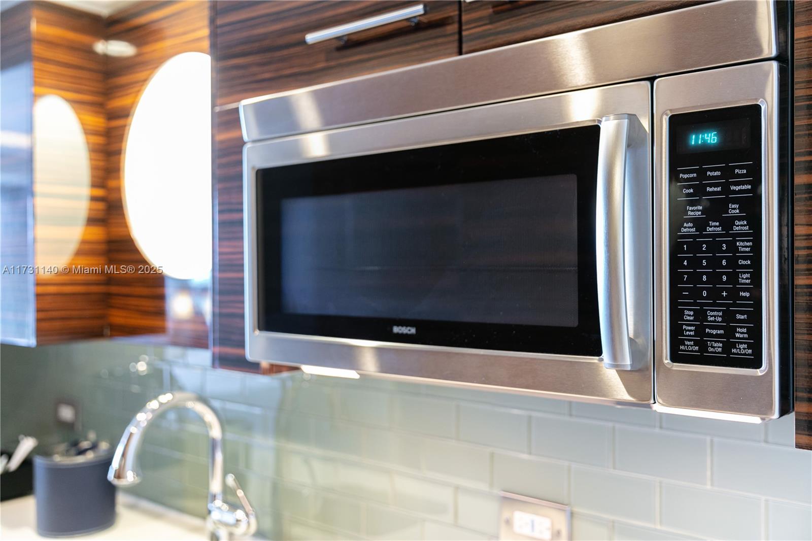 551 FLB CONDOMINIUM HOTEL - Residential