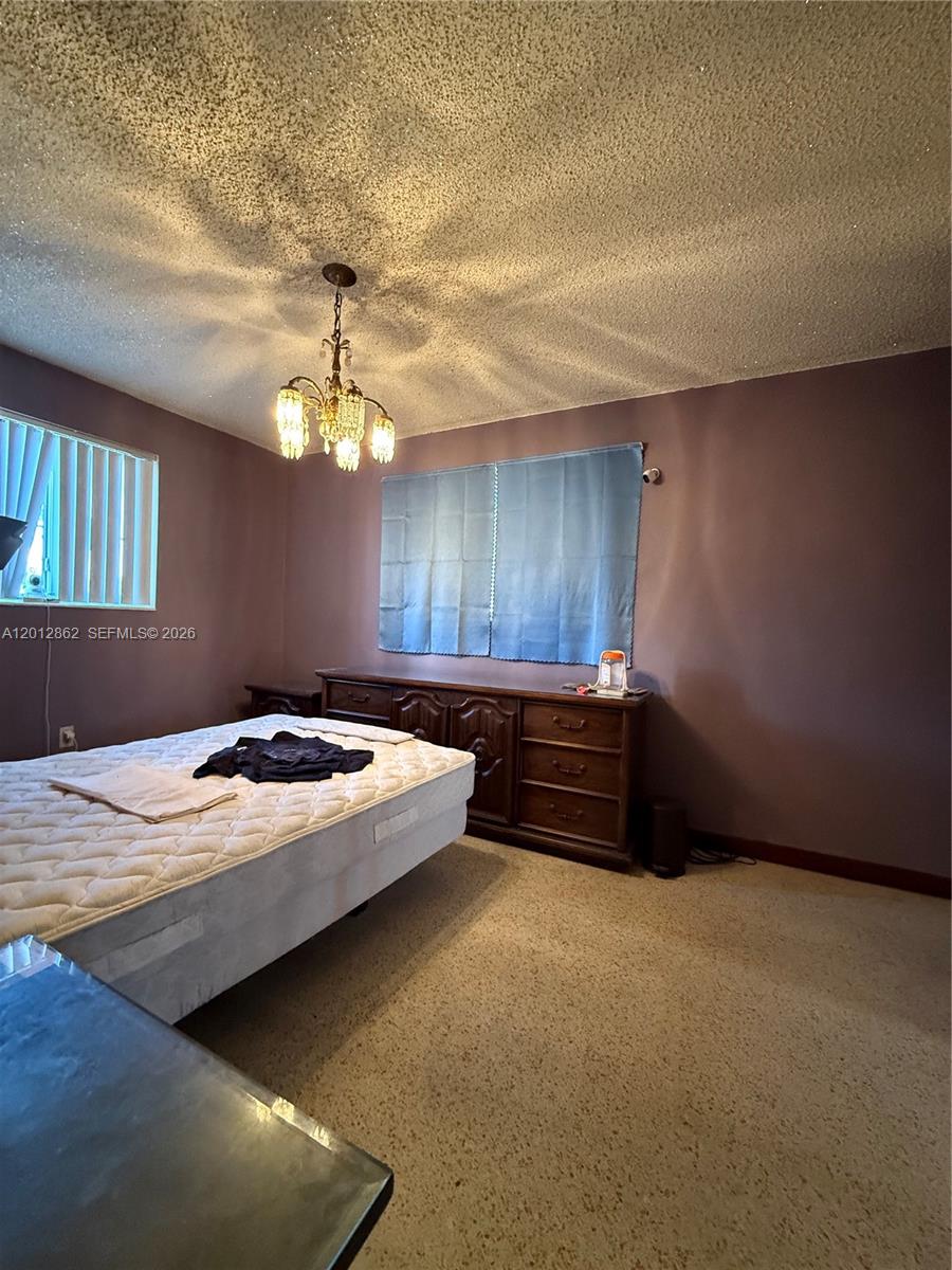 HIALEAH 5TH ADDN - Residential