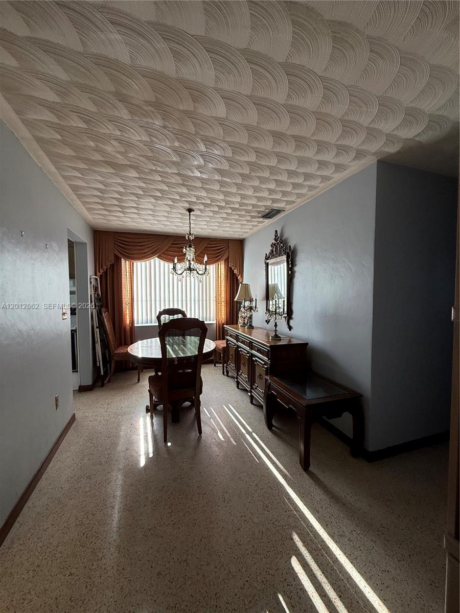 HIALEAH 5TH ADDN - Residential
