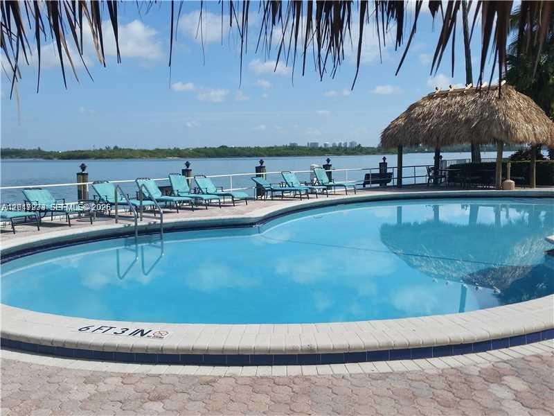 ISLAND POINTE CONDO - Residential Lease