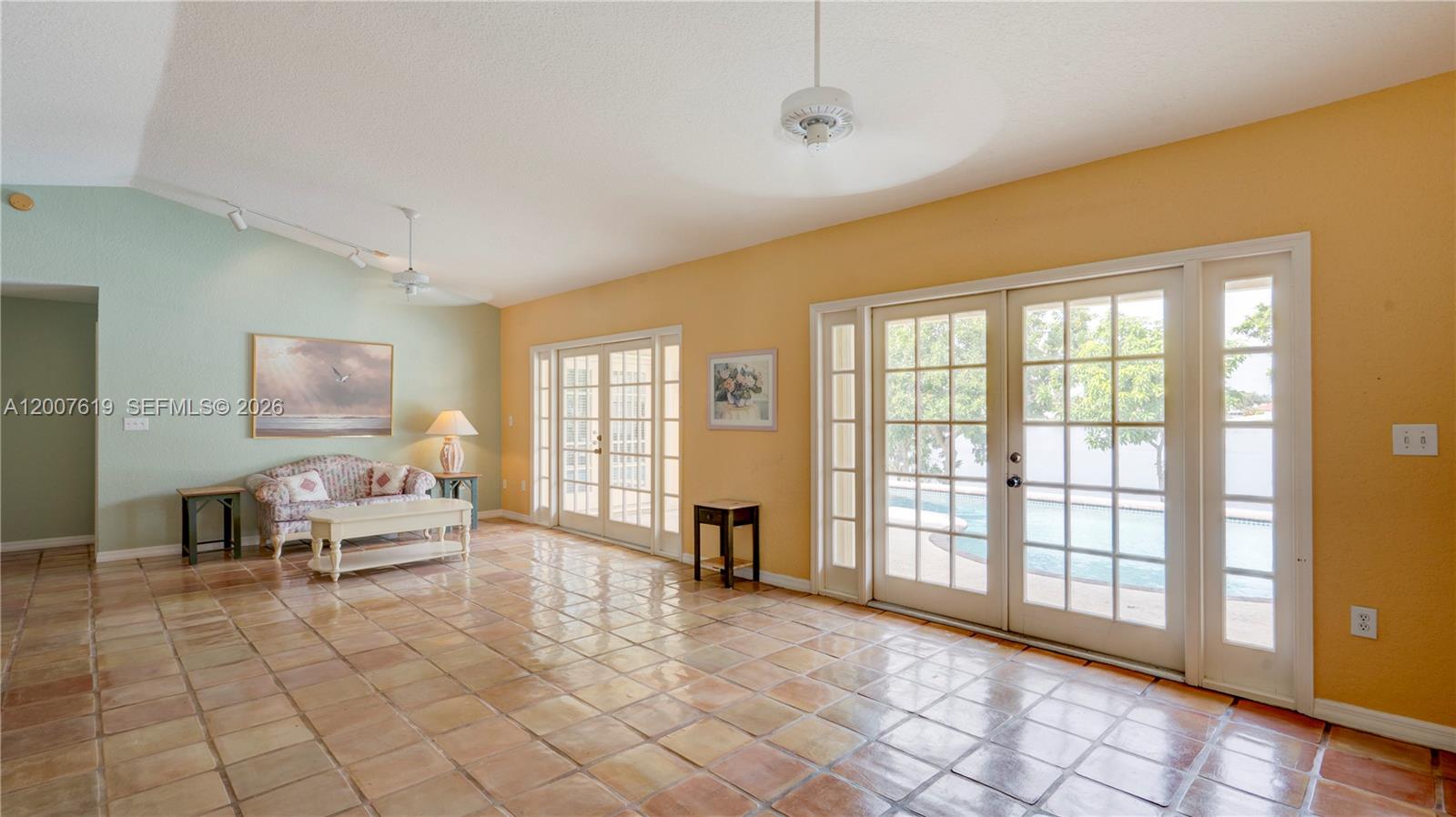 WAVERLY HUNDRED - Residential