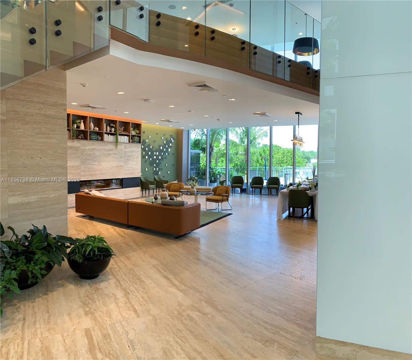 16385 Biscayne Blvd 2720