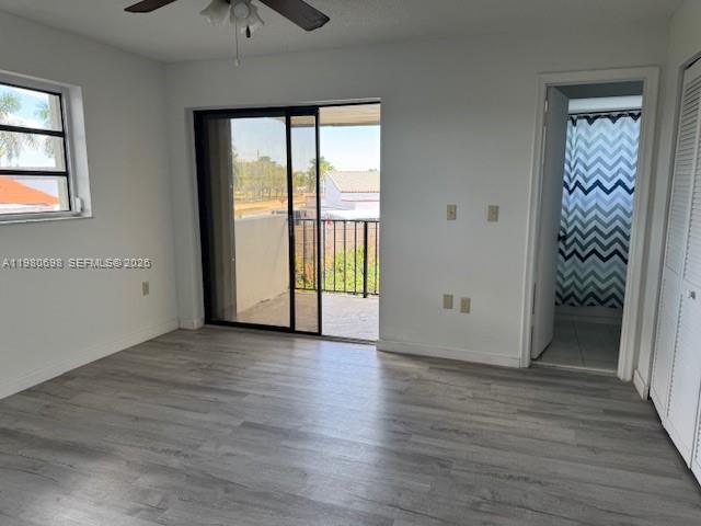 KENDALL LKS E LAKEVIEW TH - Residential