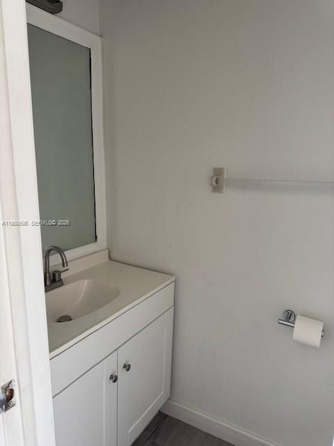 KENDALL LKS E LAKEVIEW TH - Residential