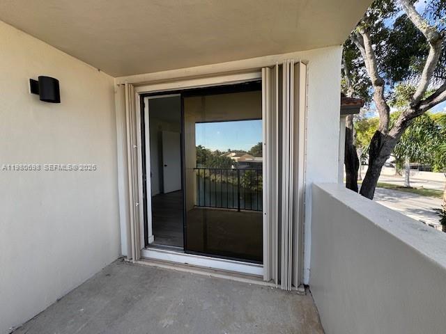 KENDALL LKS E LAKEVIEW TH - Residential