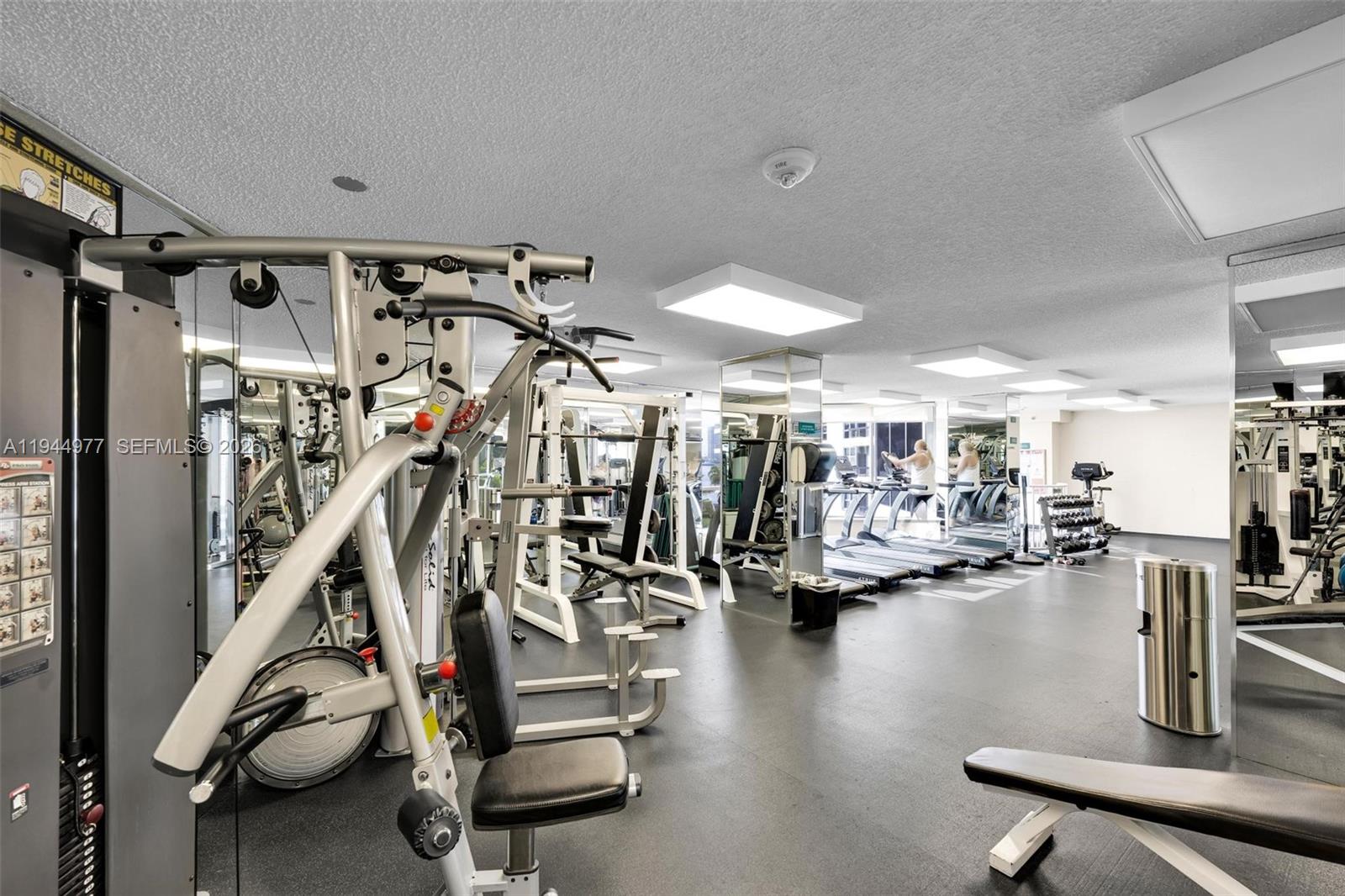 MYSTIC POINTE TOWER 500 - Residential