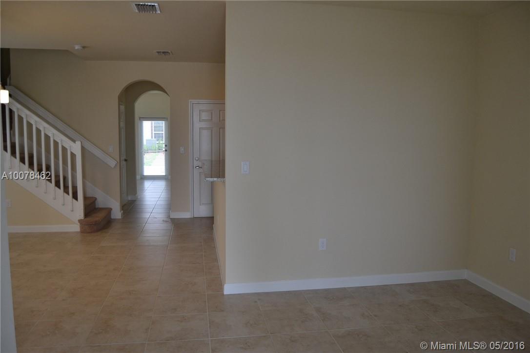 KENDALL SQUARE - Residential Lease