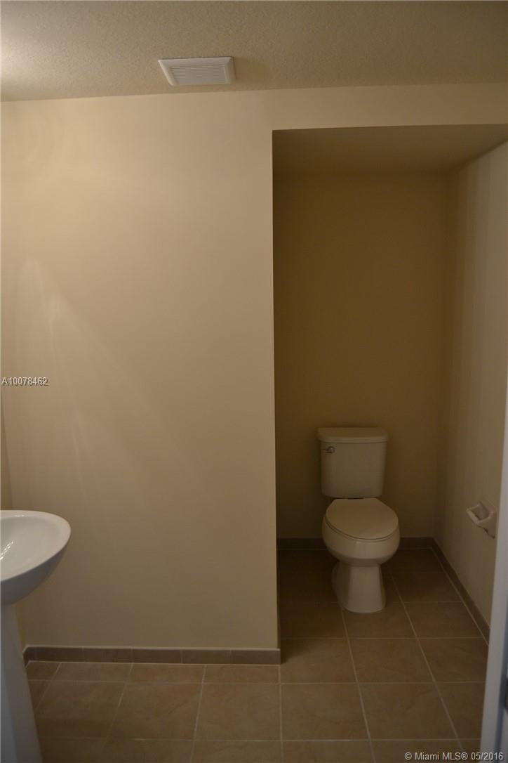 KENDALL SQUARE - Residential Lease