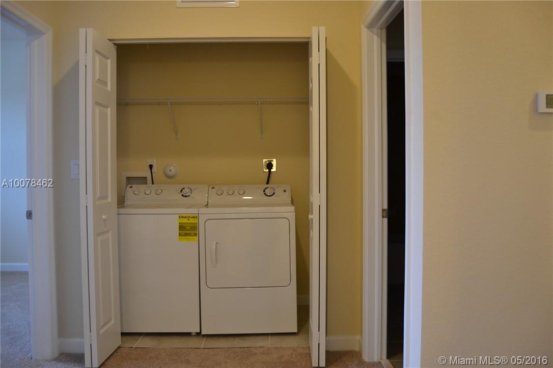 KENDALL SQUARE - Residential Lease