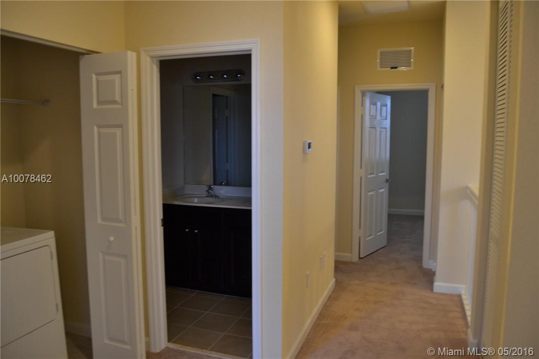 KENDALL SQUARE - Residential Lease