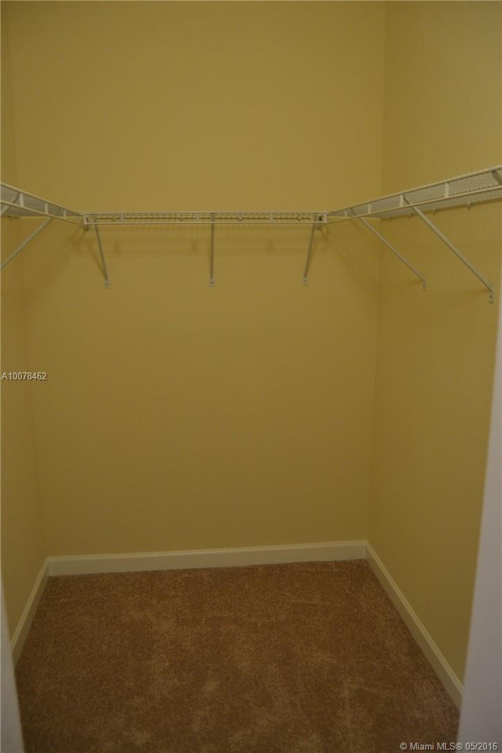 KENDALL SQUARE - Residential Lease