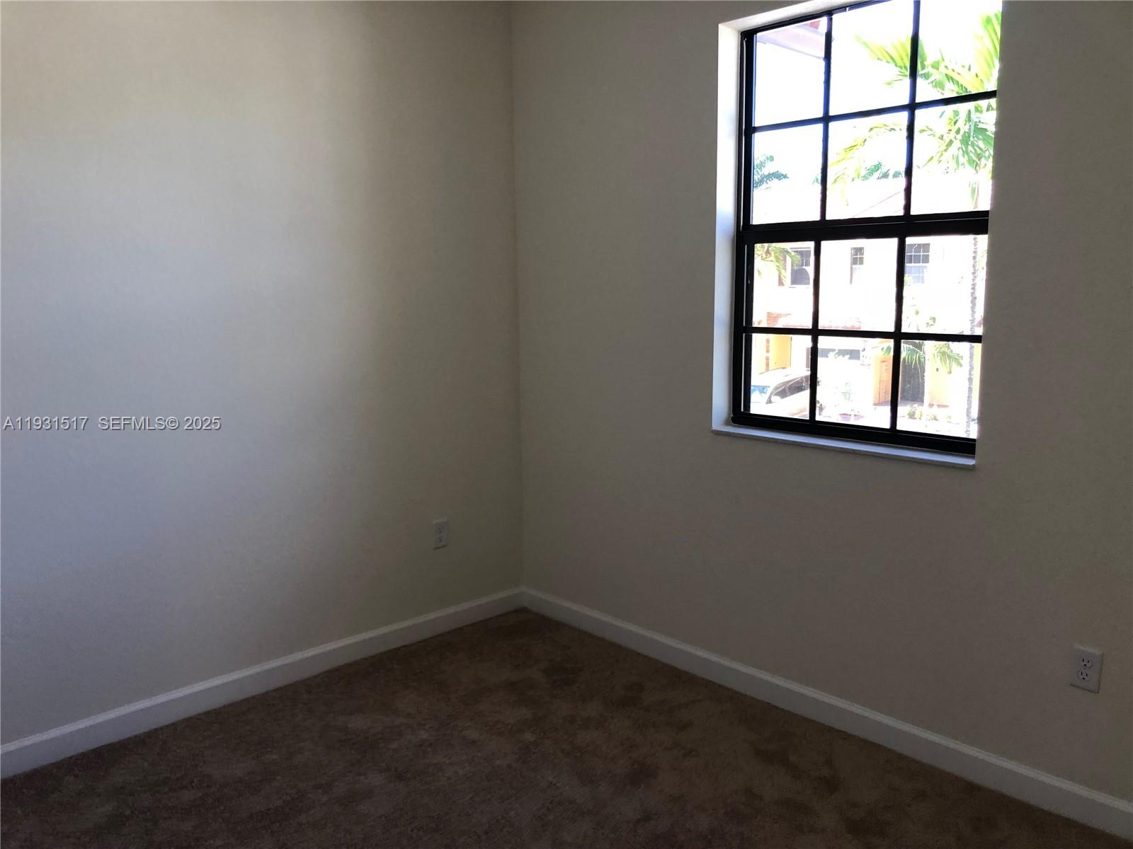 BAYWINDS OF DOMINICA AND - Residential Lease