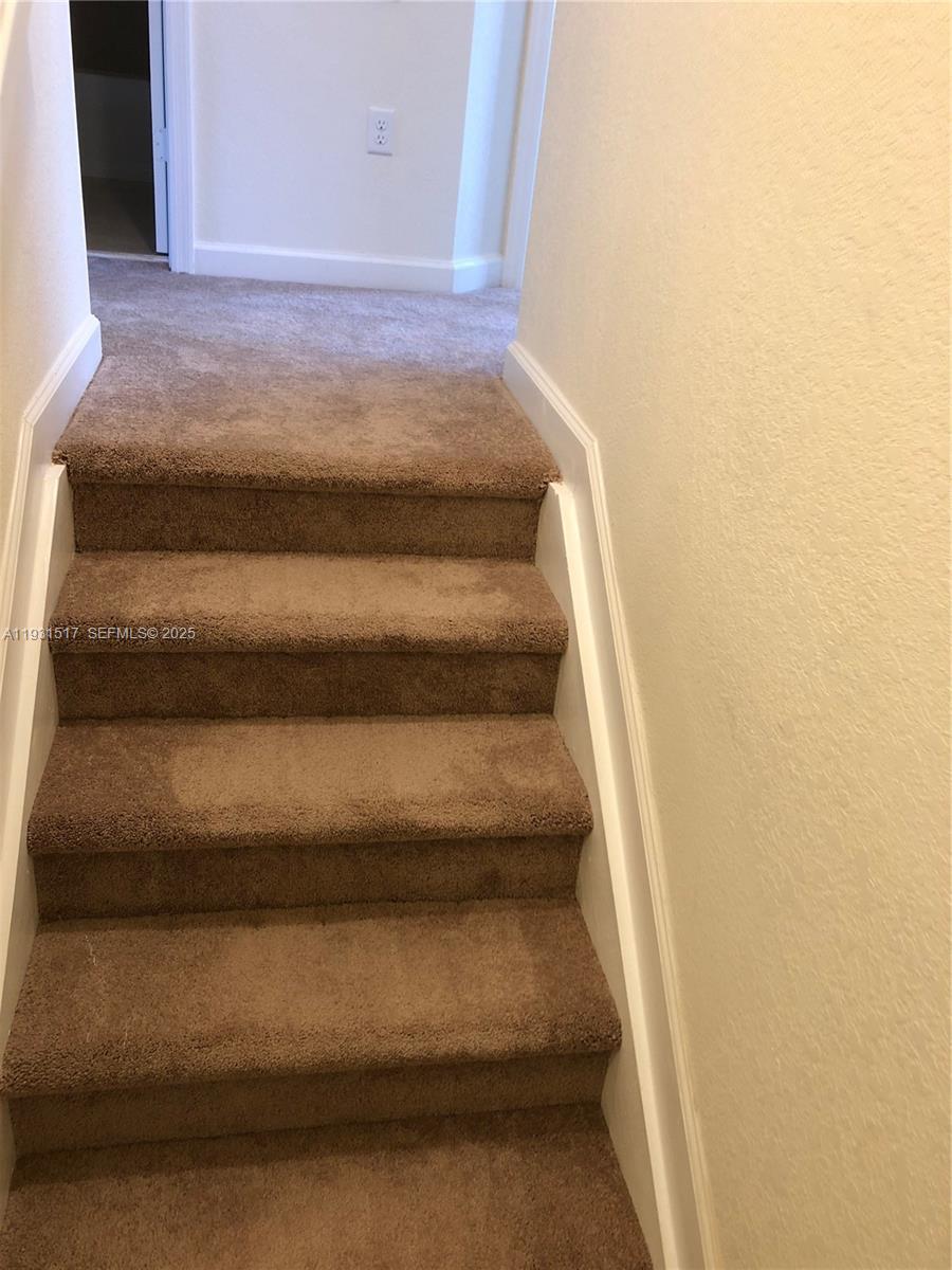 BAYWINDS OF DOMINICA AND - Residential Lease