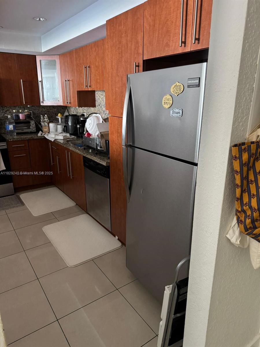 19380 Collins Ave 808