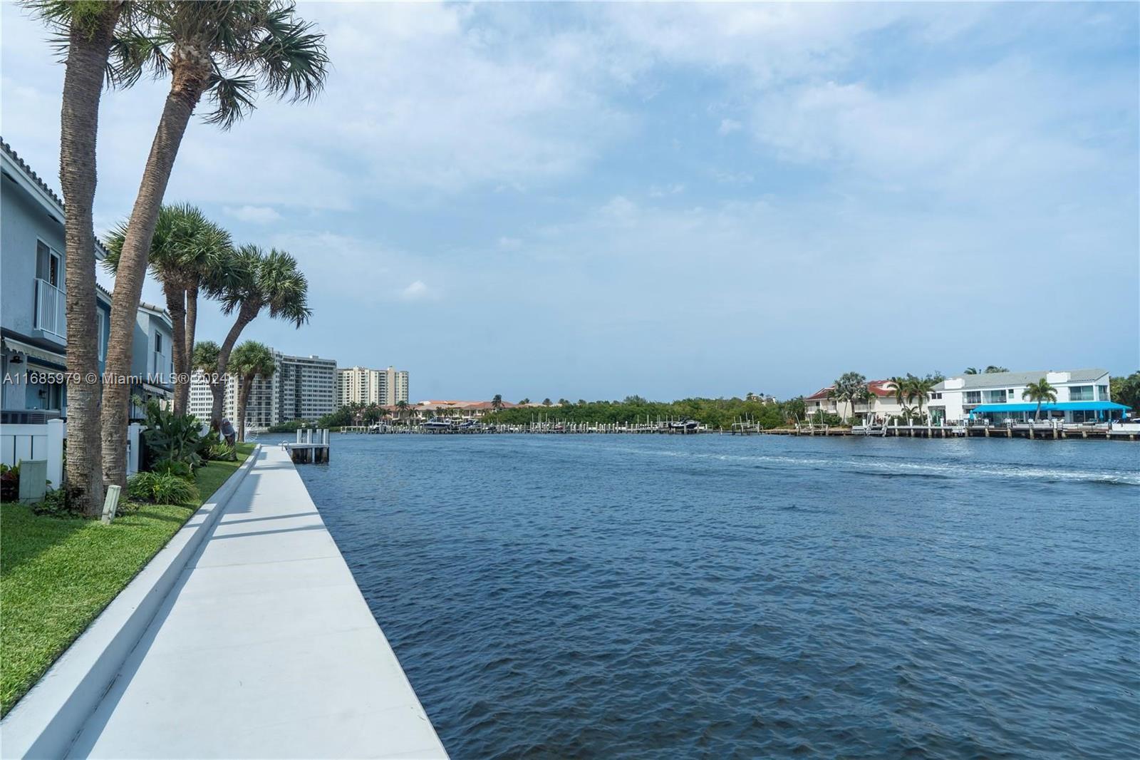 BOCA QUAY PH 3 - Residential Lease