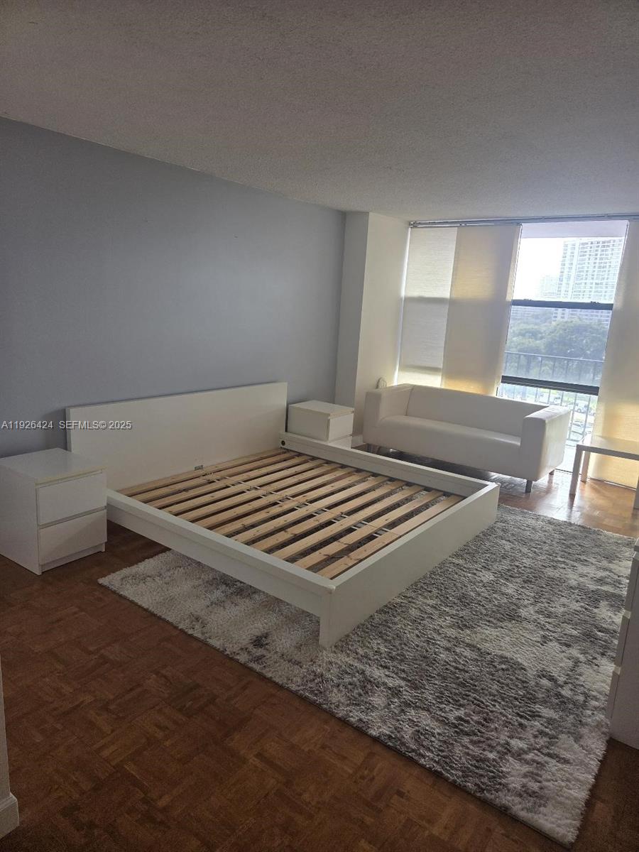 OCEANVIEW PARK CONDO - Residential