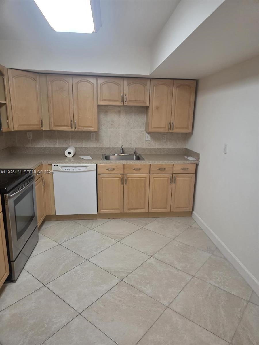 OCEANVIEW PARK CONDO - Residential