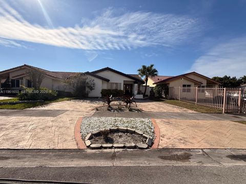 13320 SW 26th Ter . Miami FL 33175