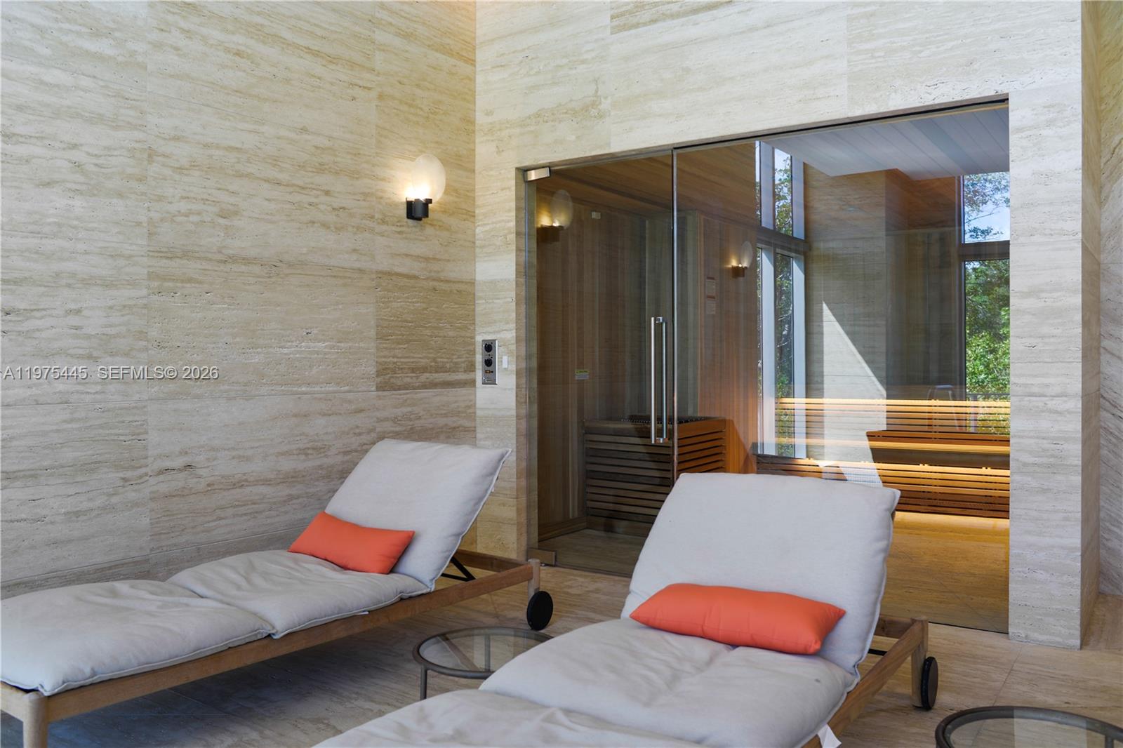 THE HARBOUR SOUTH CONDO - Residential