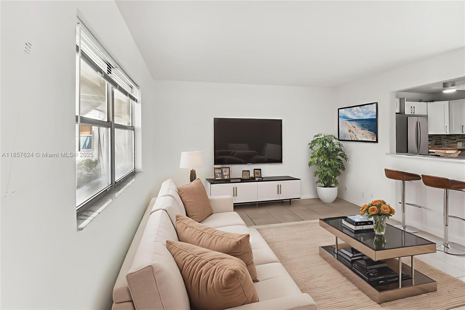 KINGS POINT SAXONY CONDOS - Residential