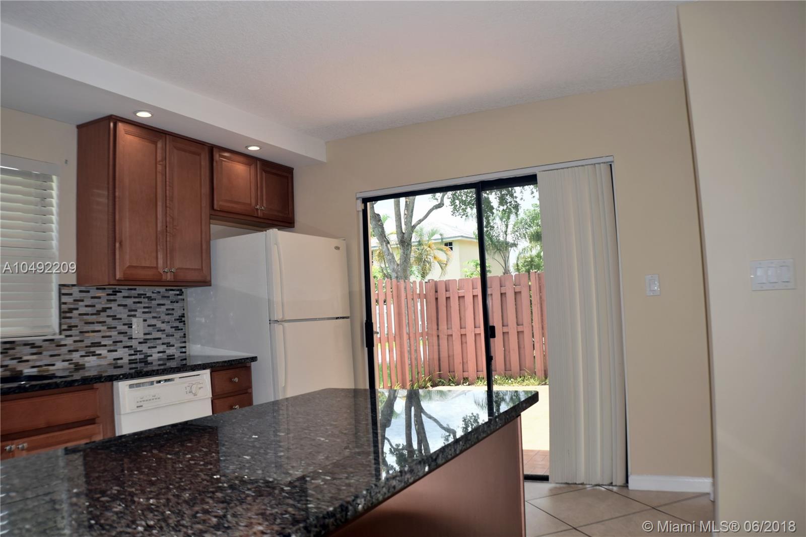 VILLAS AT WOODLAND GREENS - Residential