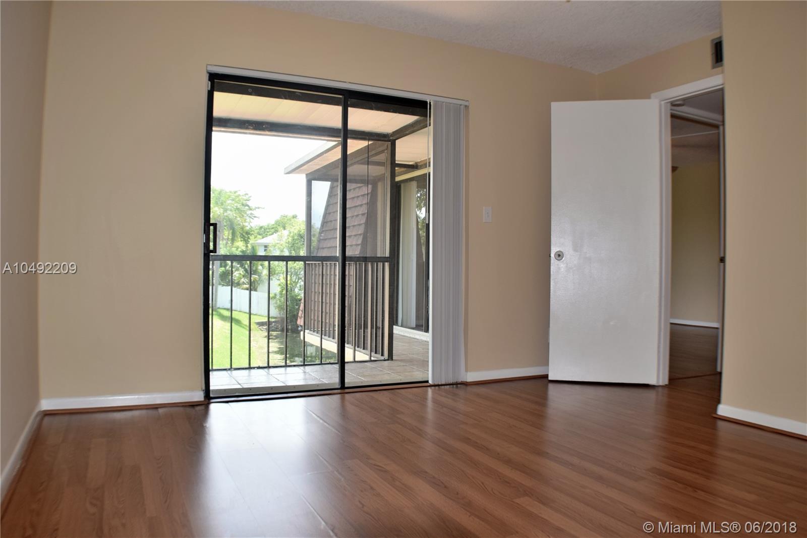 VILLAS AT WOODLAND GREENS - Residential