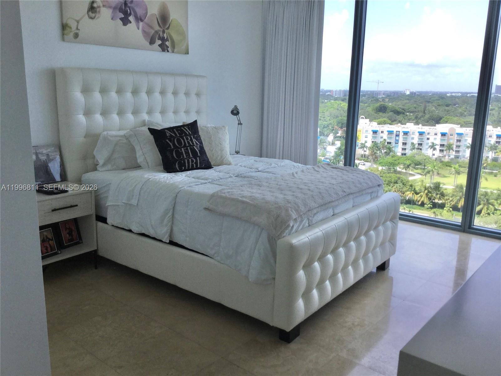 BLUE CONDO - Residential Lease