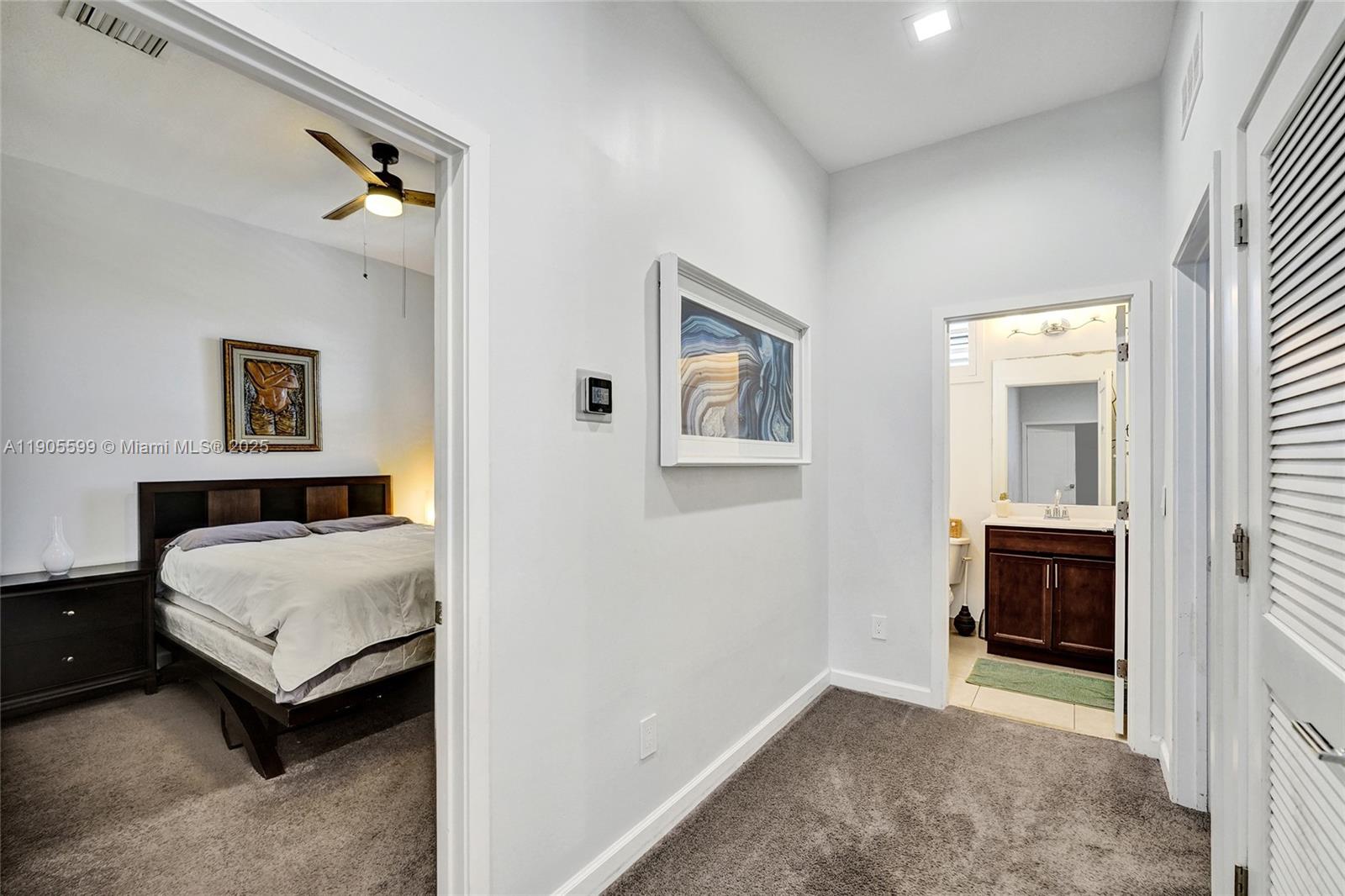 WHISPERING OAKS - Residential