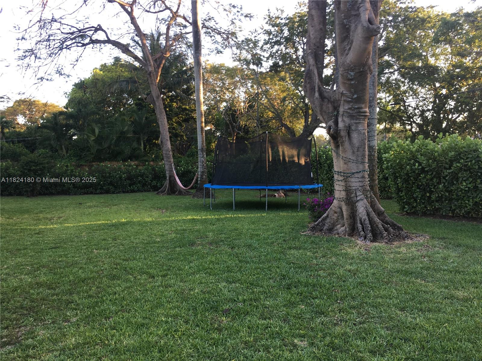 REV PL SEC 2 CC ESTATES - Residential