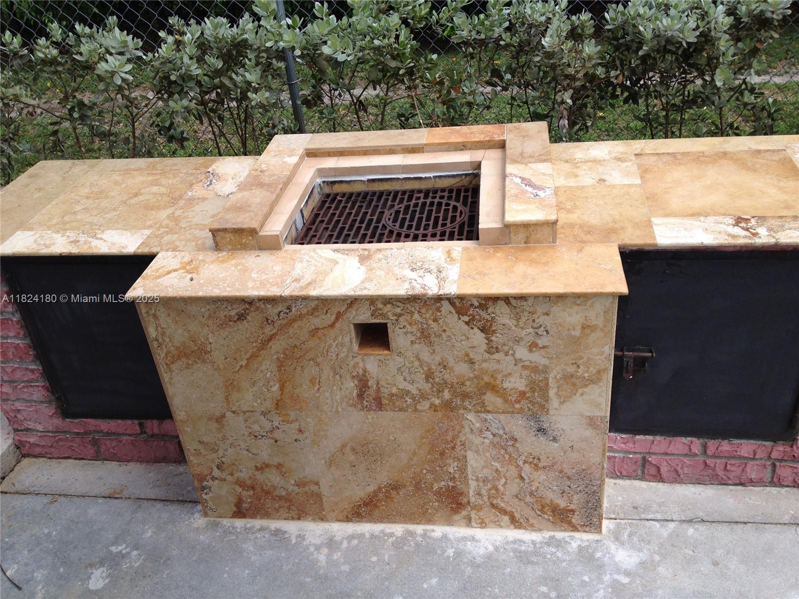 REV PL SEC 2 CC ESTATES - Residential