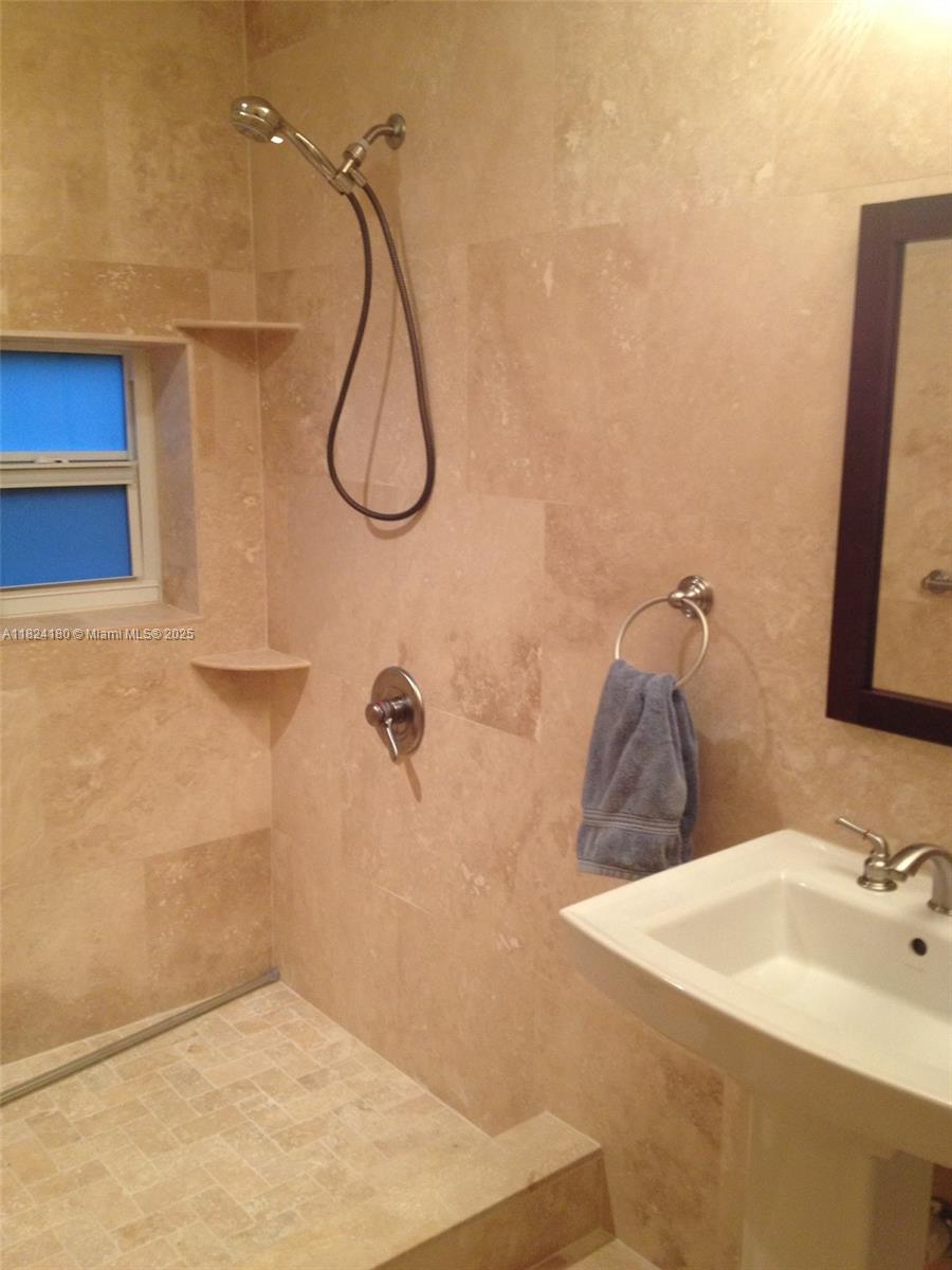 REV PL SEC 2 CC ESTATES - Residential